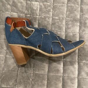 Denim Cutout Block Heel Sandal - Blue